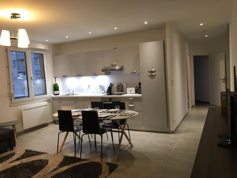 ריימס Comfortable, Cozy, Chill, Spacious, Near Cathedral מראה חיצוני תמונה